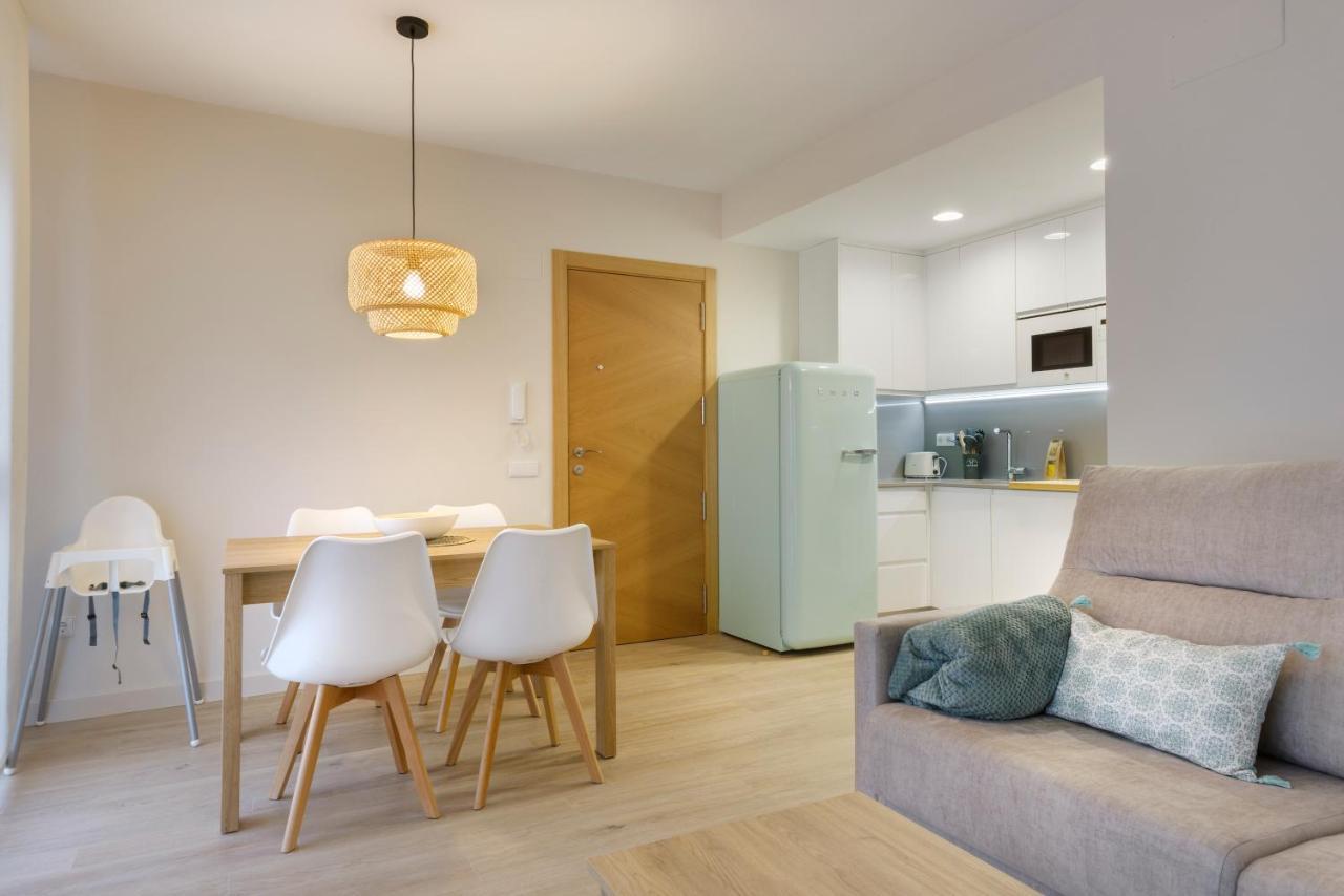 Apartamentos La Muralla De Jaca Zewnętrze zdjęcie